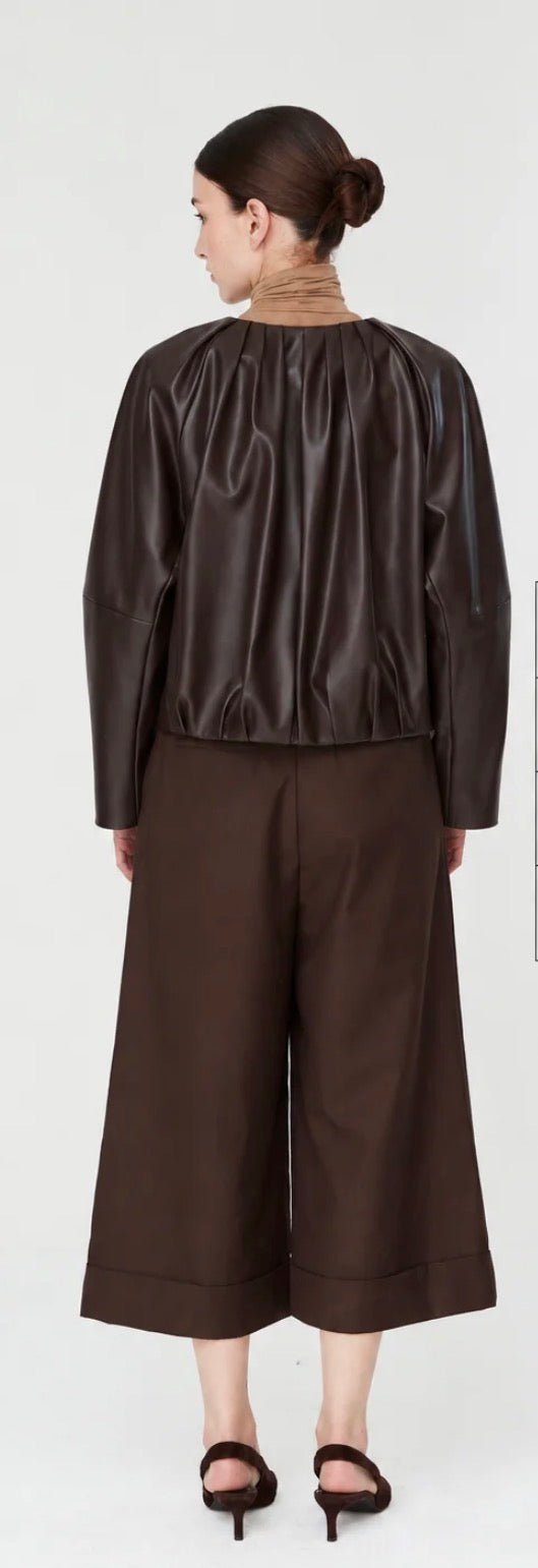 Bomber efecto cuero