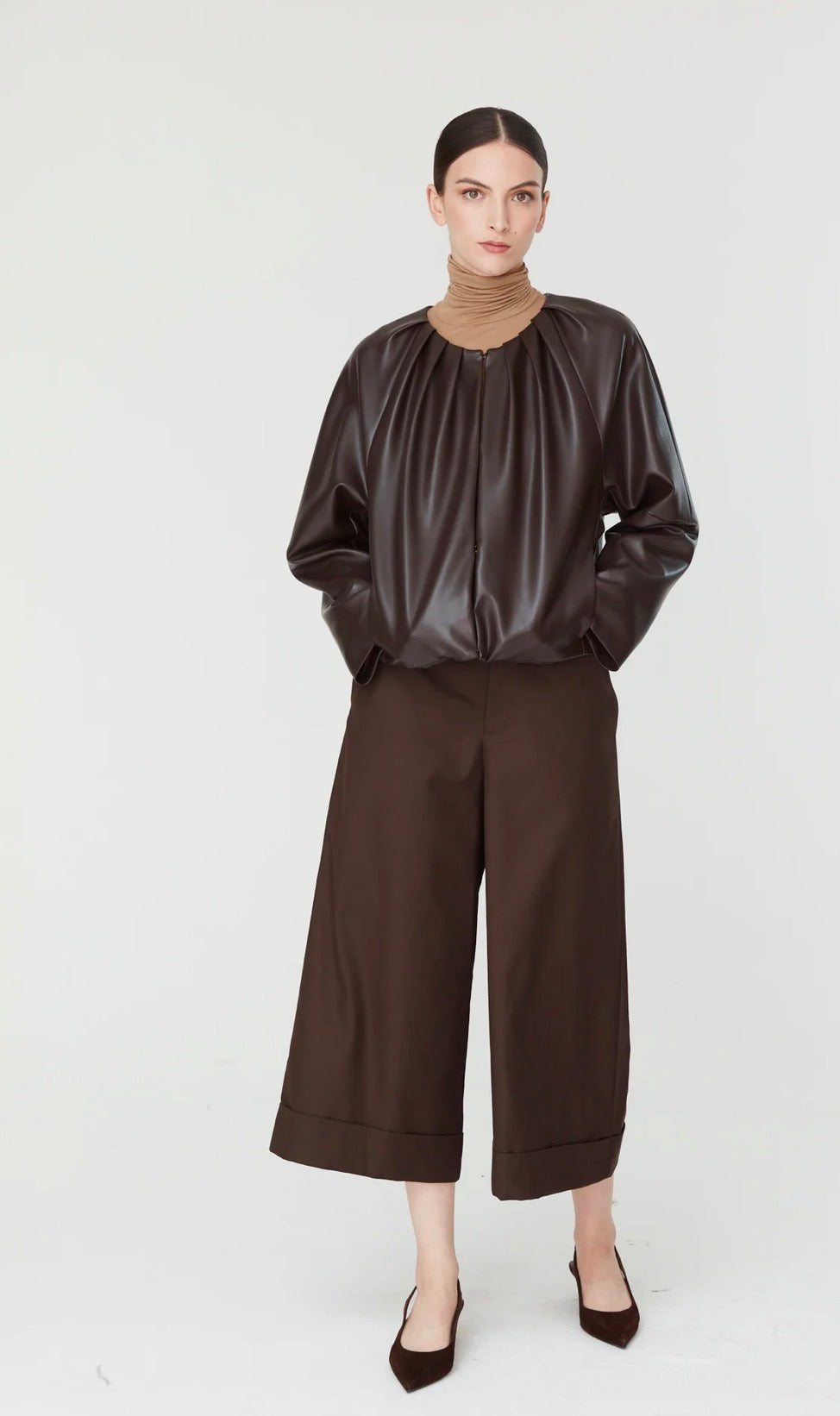 Bomber efecto cuero