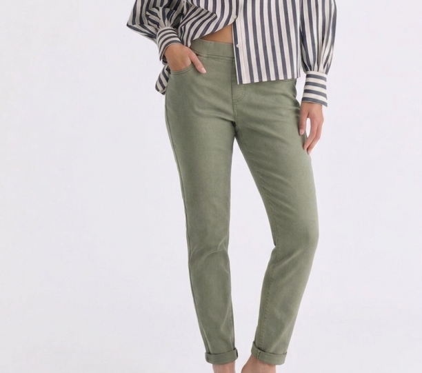 Pantalón Slim Fit – Estilo y Comodidad en Equilibrio Perfecto