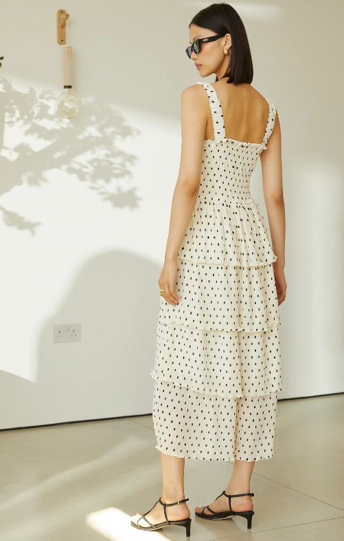 Vestido Midi "Symmetry" en Crema con Ribetes Geométricos