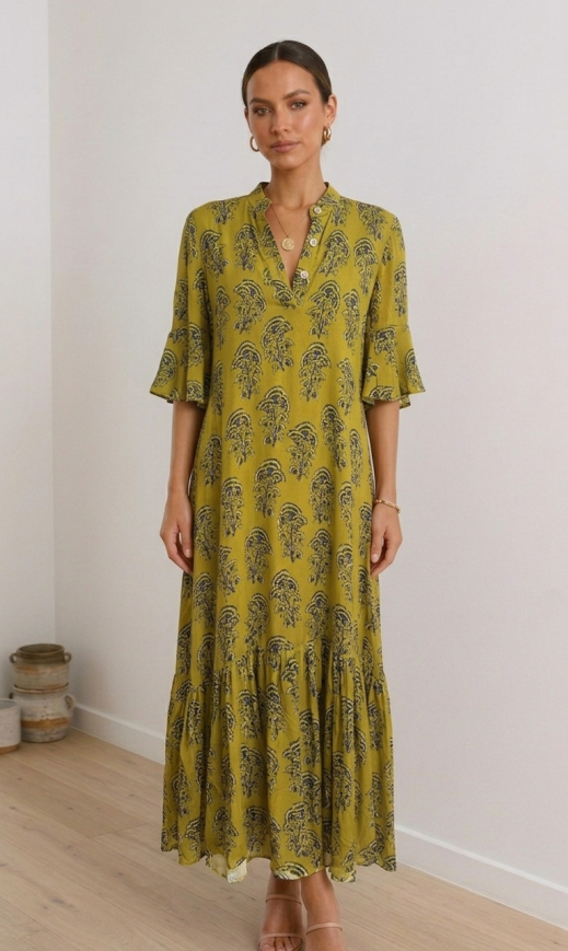 Vestido Largo Estampado de Cuello Mao y Volantes