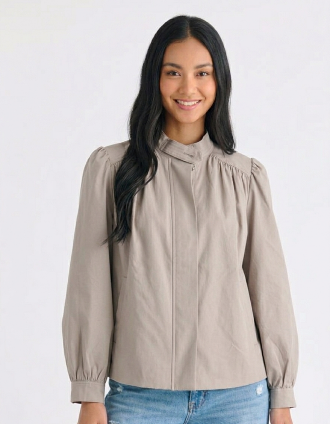 Chaqueta Técnica con Cuello Mandarín y Mangas Abullonadas en Gris Pardo