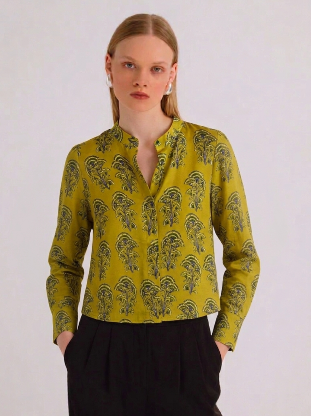 Camisa Estampada de Algodón "Jardín Tropical" en Verde Mostaza