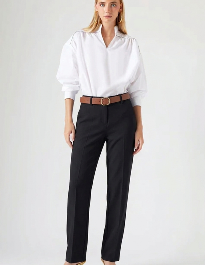 Pantalón de Mujer Ajuste Perfecto – Cómodo, Elegante y Versátil