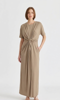 Vestido Midi Drapendo con Detalle de Anillo Central